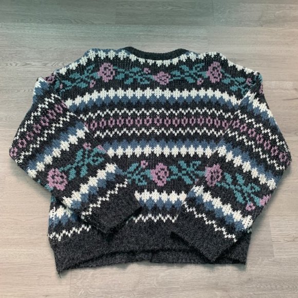 Vintage Paris Sport Club World Wide Sweater Large - Picture 3 of 9